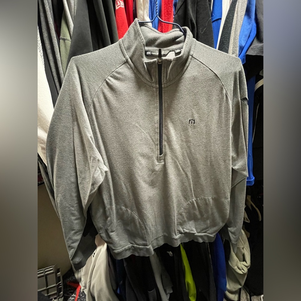 Travis Mathew Q Zip